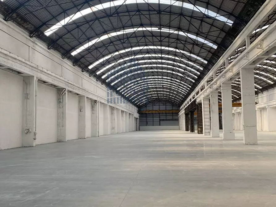 Immagine 20 di Capannone industriale in affitto  in via Fracassino 19 a Montichiari