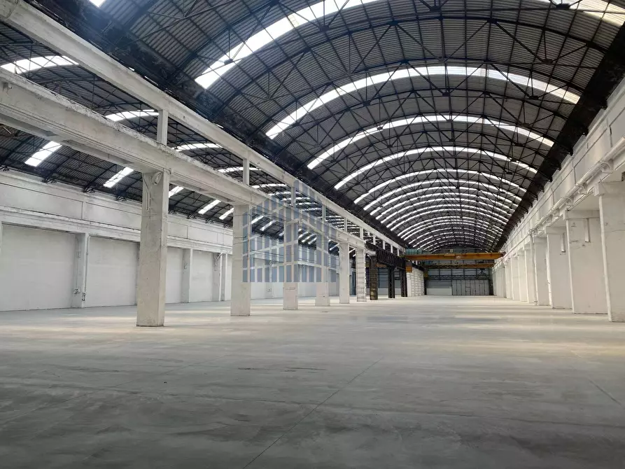 Immagine 21 di Capannone industriale in affitto  in via Fracassino 19 a Montichiari