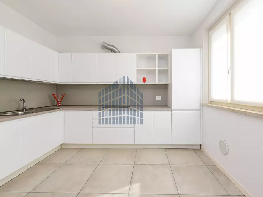 Immagine 11 di Villa in affitto  in Via Perlino 5 a Calvagese Della Riviera