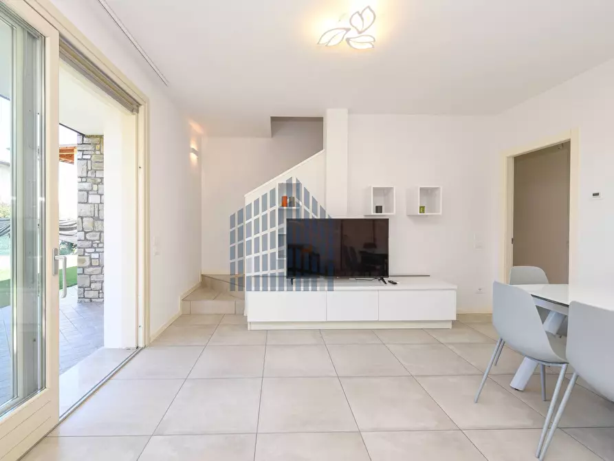 Immagine 21 di Villa in affitto  in Via Perlino 5 a Calvagese Della Riviera