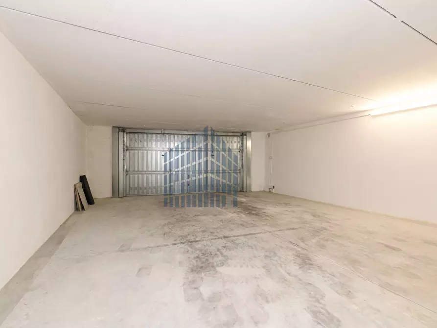 Immagine 60 di Villa in affitto  in Via Perlino 5 a Calvagese Della Riviera