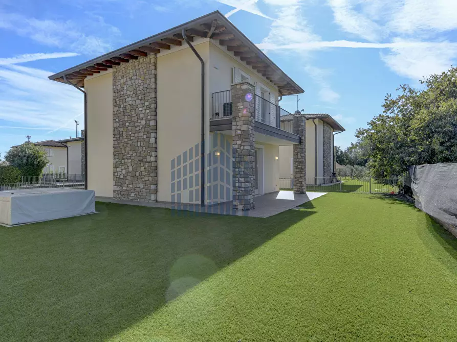 Immagine 65 di Villa in affitto  in Via Perlino 5 a Calvagese Della Riviera