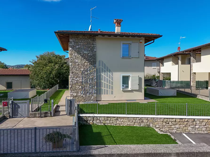 Immagine 67 di Villa in affitto  in Via Perlino 5 a Calvagese Della Riviera