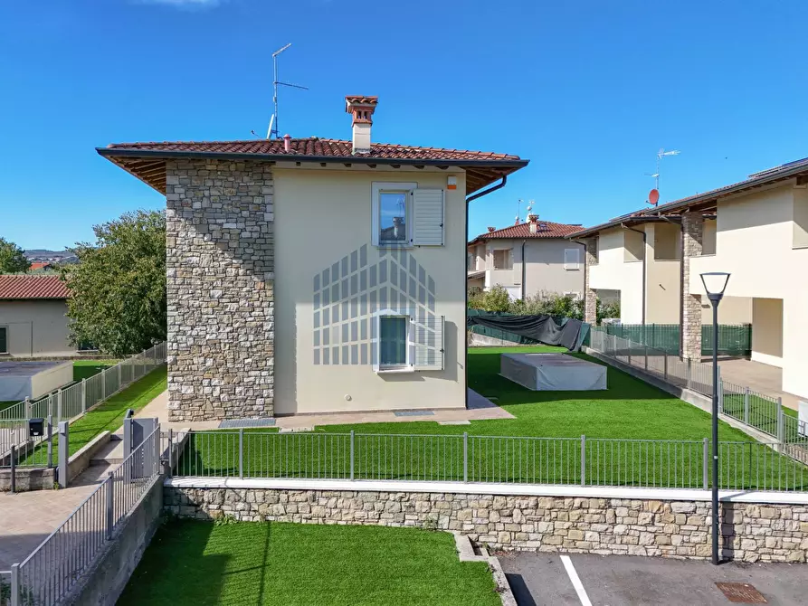 Immagine 69 di Villa in affitto  in Via Perlino 5 a Calvagese Della Riviera