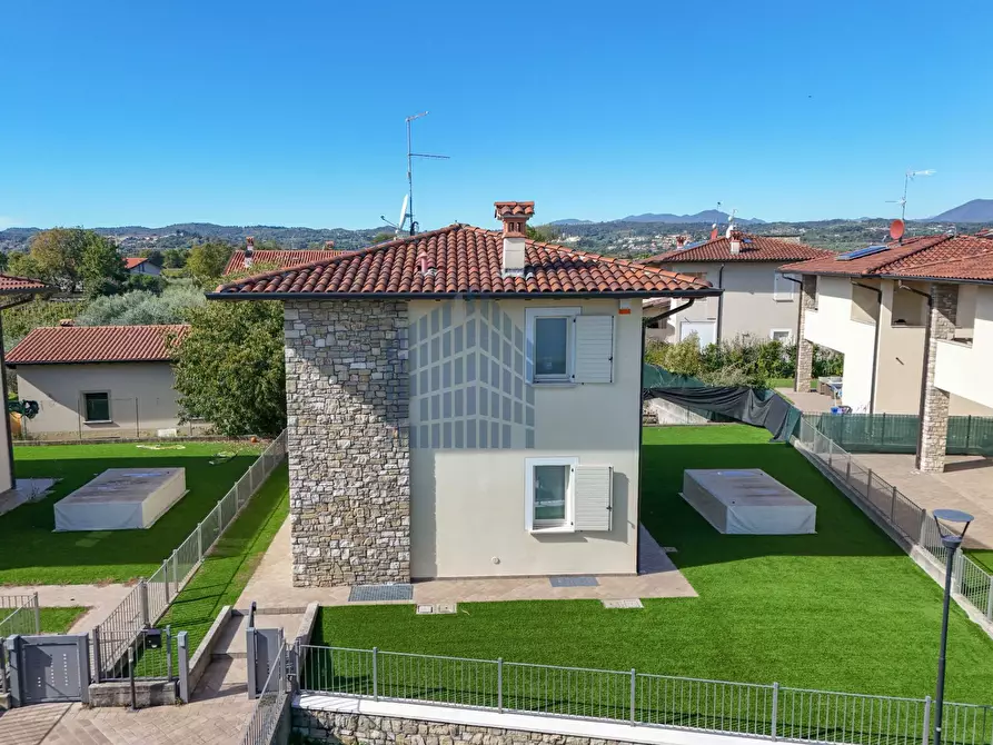 Immagine 71 di Villa in affitto  in Via Perlino 5 a Calvagese Della Riviera