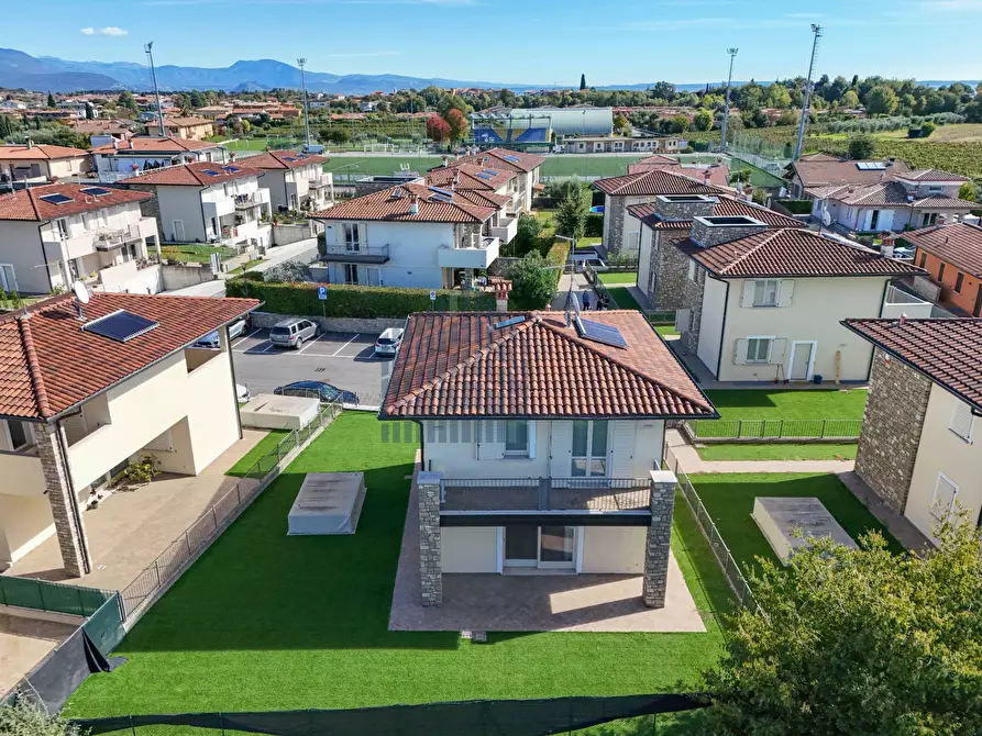 Immagine 74 di Villa in affitto  in Via Perlino 5 a Calvagese Della Riviera