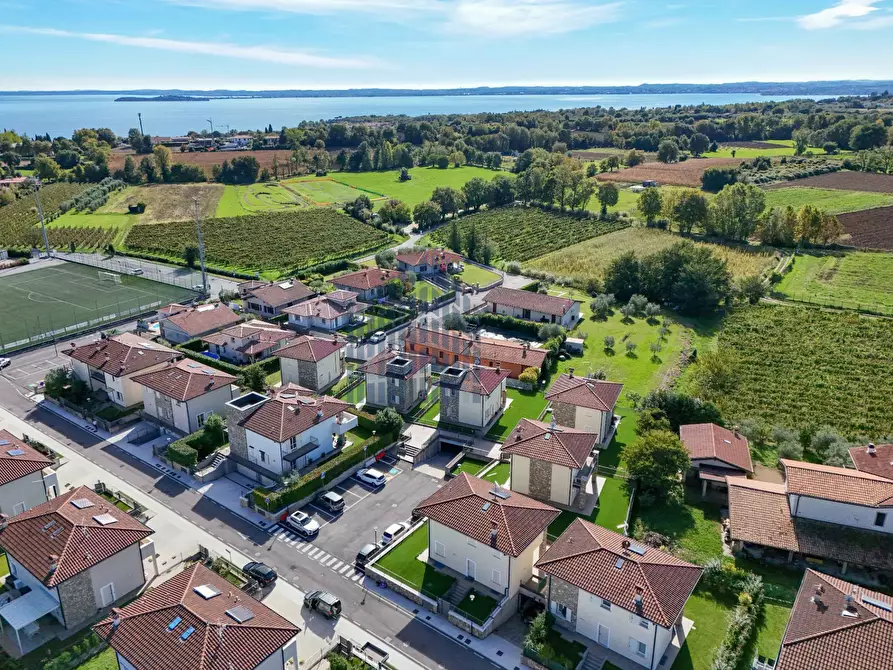 Immagine 80 di Villa in affitto  in Via Perlino 5 a Calvagese Della Riviera