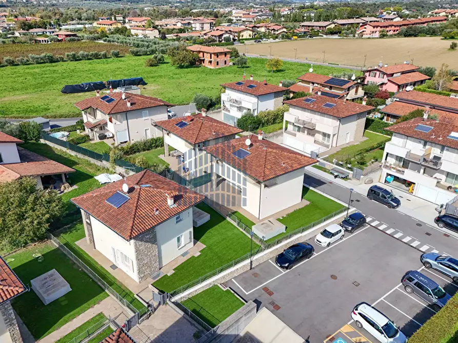 Immagine 84 di Villa in affitto  in Via Perlino 5 a Calvagese Della Riviera