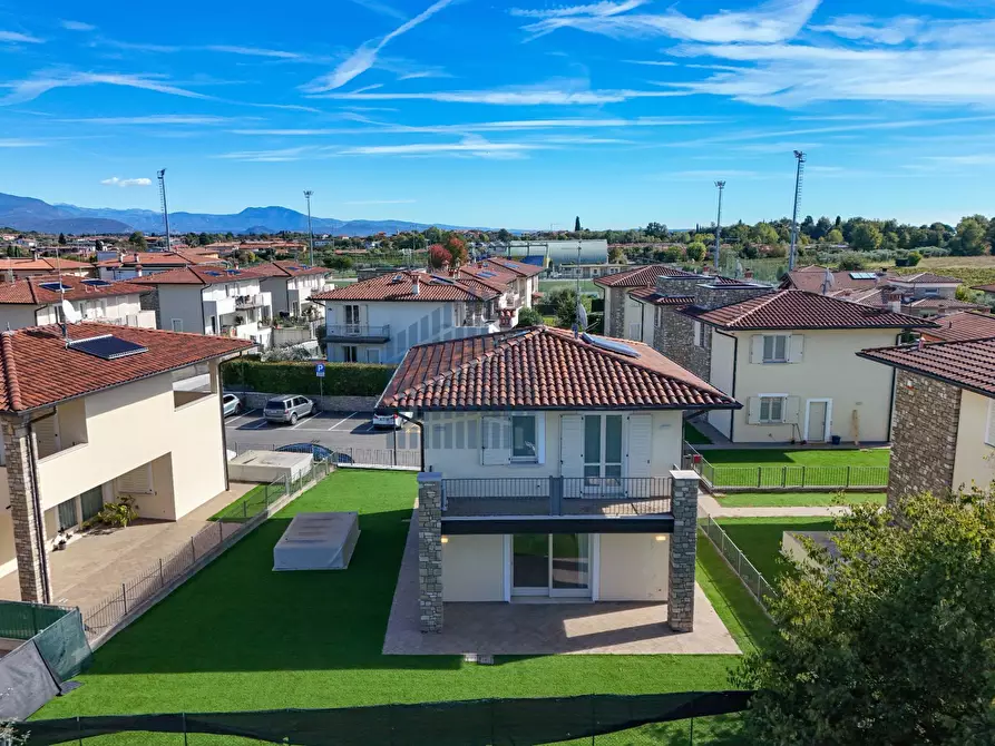 Immagine 85 di Villa in affitto  in Via Perlino 5 a Calvagese Della Riviera