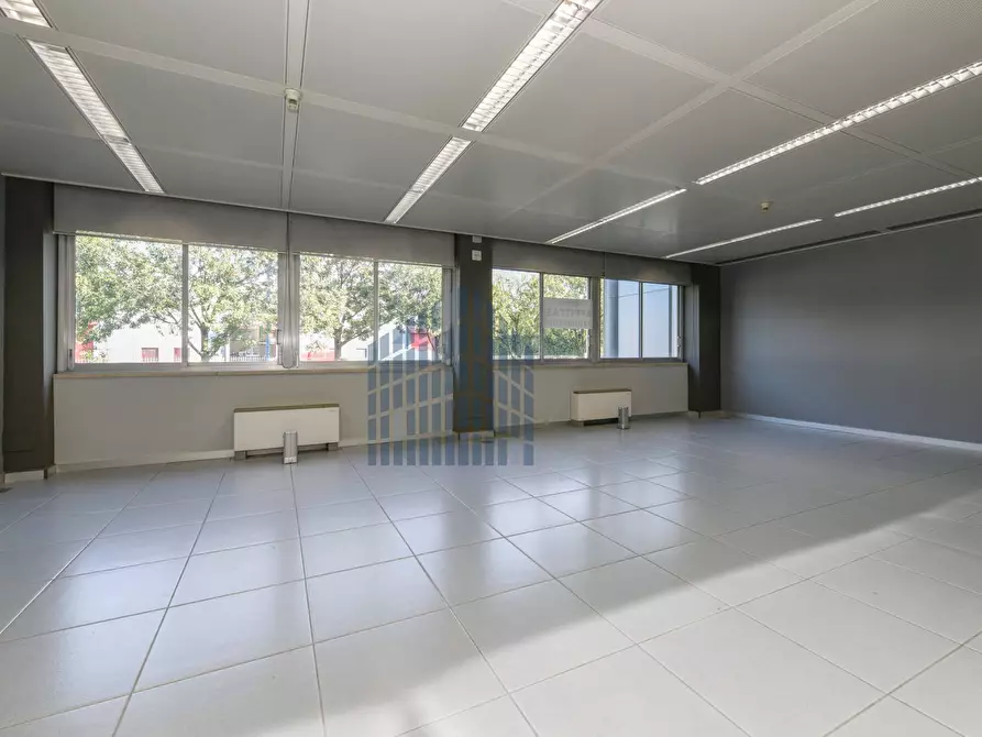Immagine 2 di Ufficio in affitto  in via Maestri a Brescia