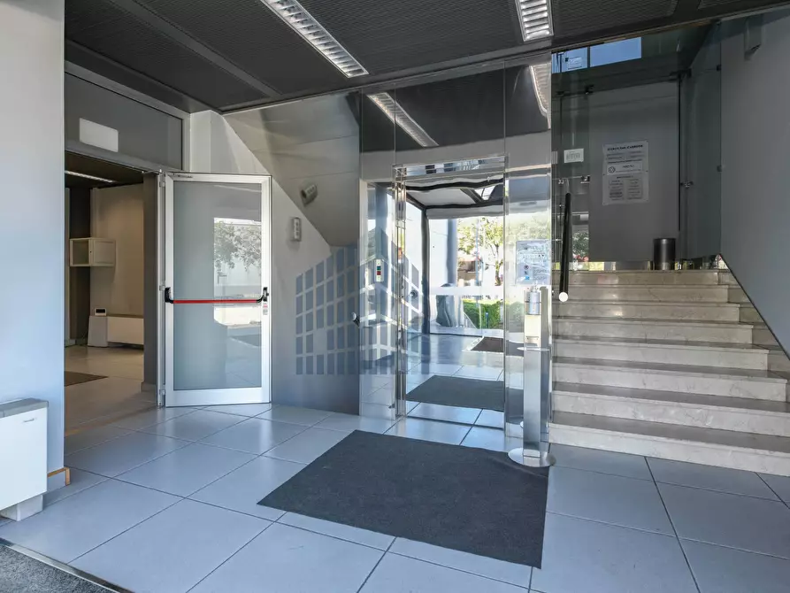 Immagine 6 di Ufficio in affitto  in via Maestri a Brescia