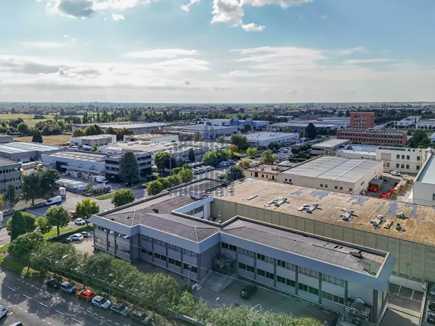 Immagine 48 di Ufficio in affitto  in via Maestri a Brescia