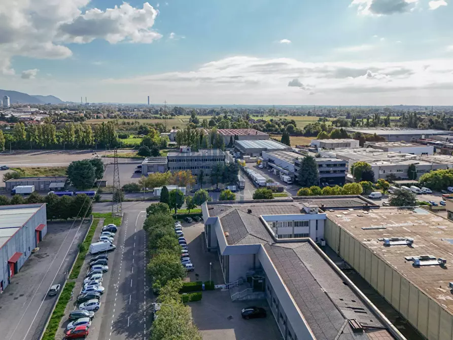 Immagine 49 di Ufficio in affitto  in via Maestri a Brescia