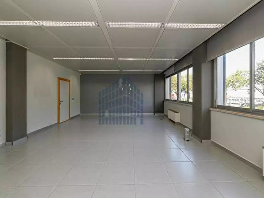 Immagine 39 di Ufficio in affitto  in via Maestri a Brescia