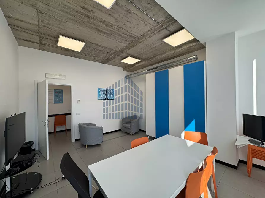 Immagine 23 di Ufficio in affitto  in Viale Italia 26 a Brescia