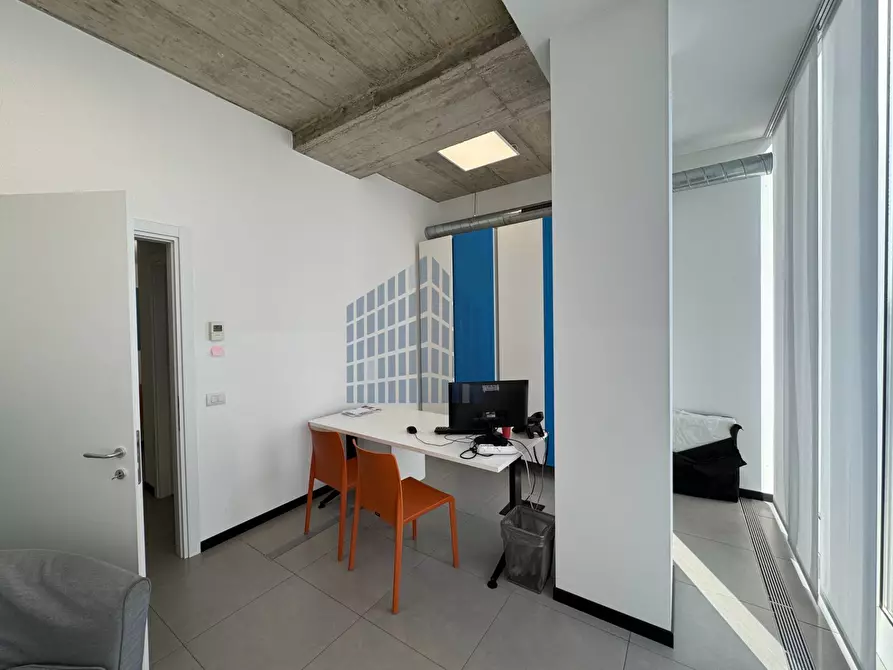 Immagine 25 di Ufficio in affitto  in Viale Italia 26 a Brescia