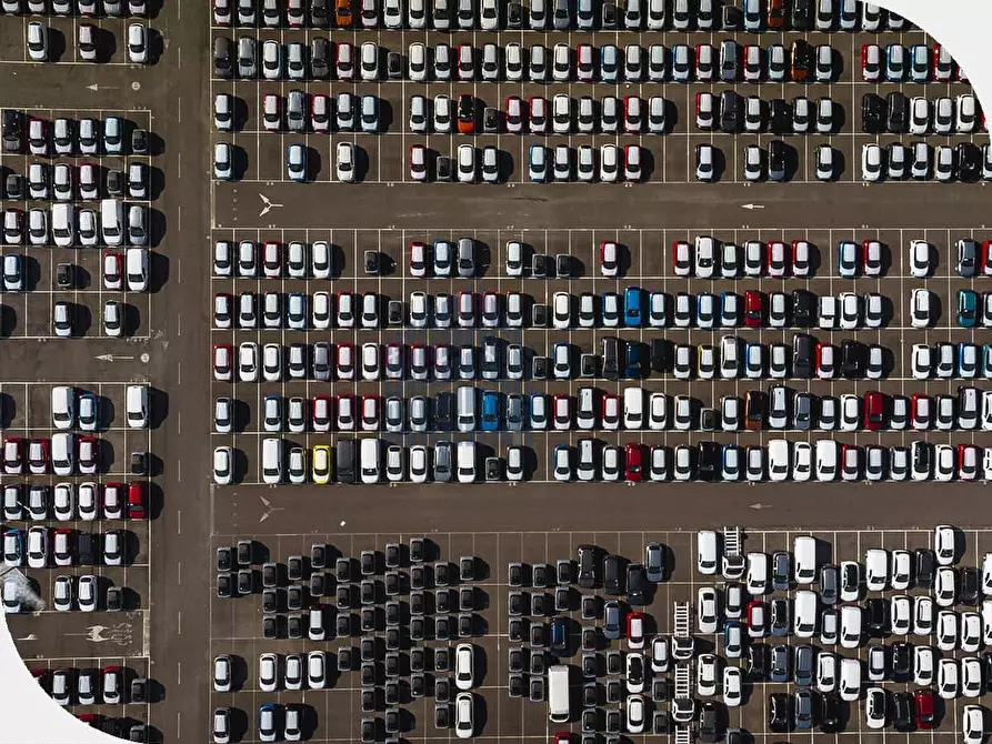 locale commerciale in vendita a Montichiari