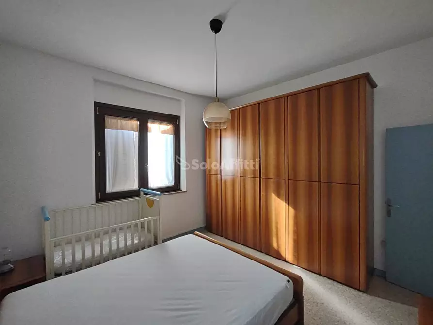 Immagine 13 di Appartamento in affitto  a Fano