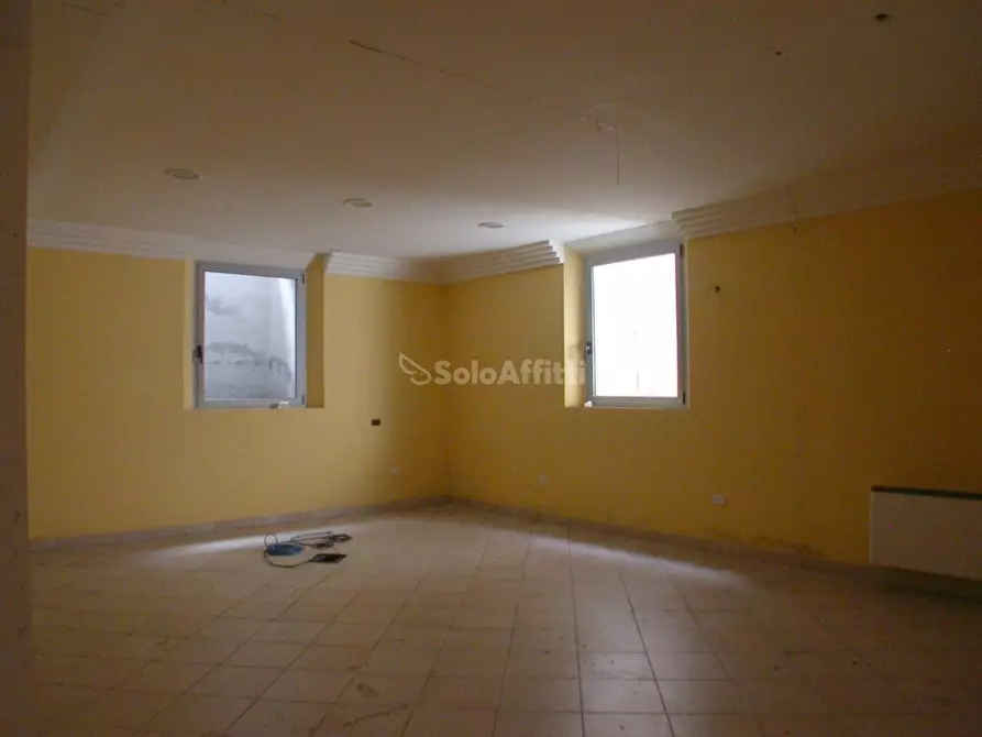 Immagine 2 di Ufficio in affitto  in Nolfi 91 a Fano