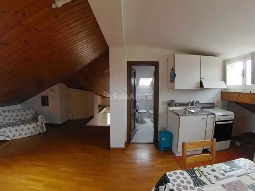 Immagine 5 di Appartamento in affitto  a Pesaro