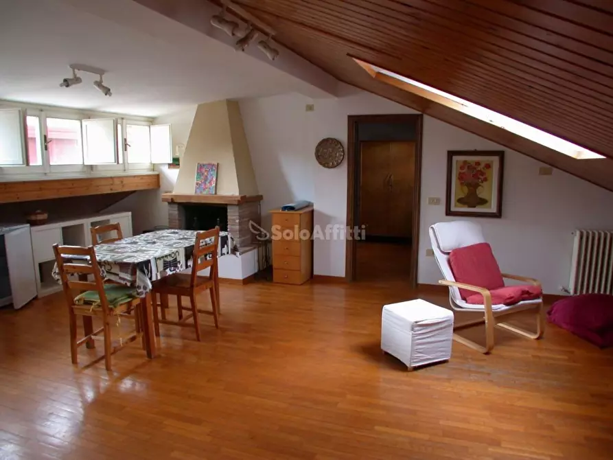 Immagine 6 di Appartamento in affitto  a Pesaro