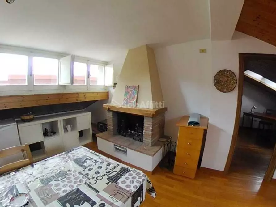 Immagine 8 di Appartamento in affitto  a Pesaro