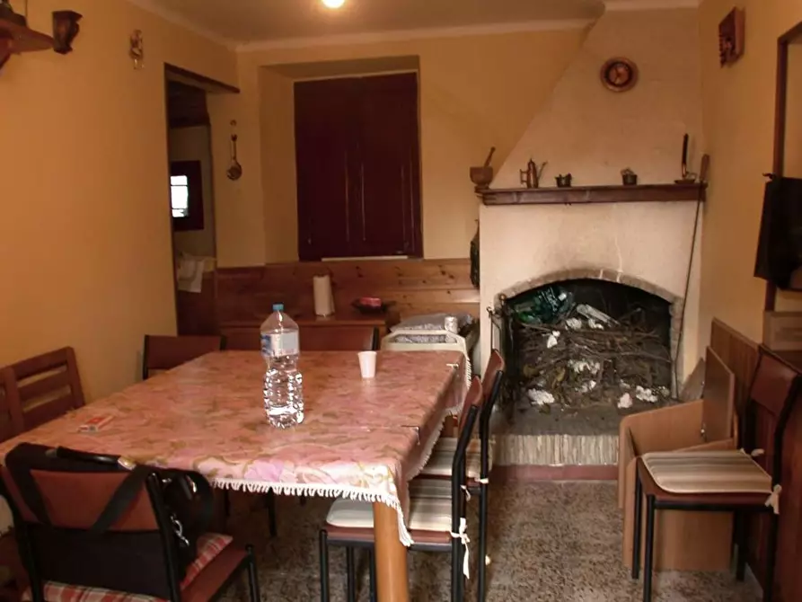 Immagine 5 di Casa semindipendente in vendita  in VIA SAVIGNANO a Cartoceto