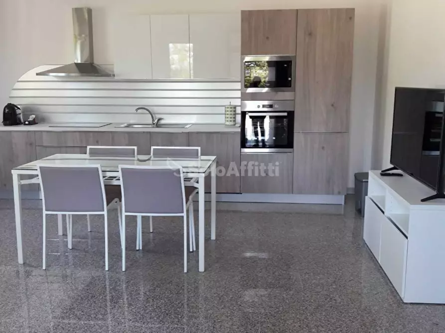 Immagine 2 di Appartamento in affitto  a Fano