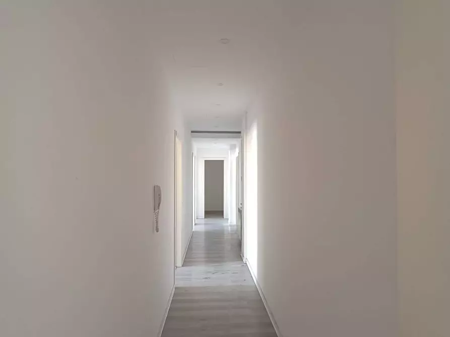 Immagine 6 di Appartamento in affitto  a Fano