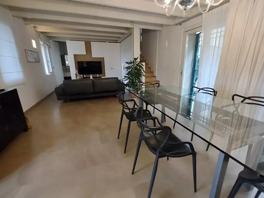 Immagine 32 di Casa semindipendente in affitto  in Flaminia a Fano