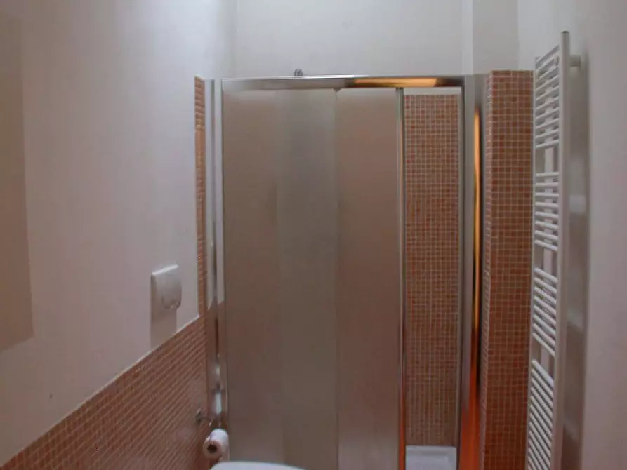 Immagine 11 di Appartamento in affitto  a Fano