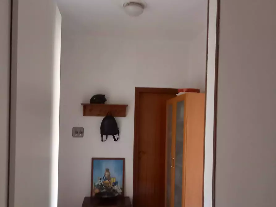 Immagine 2 di Appartamento in vendita  a Pesaro
