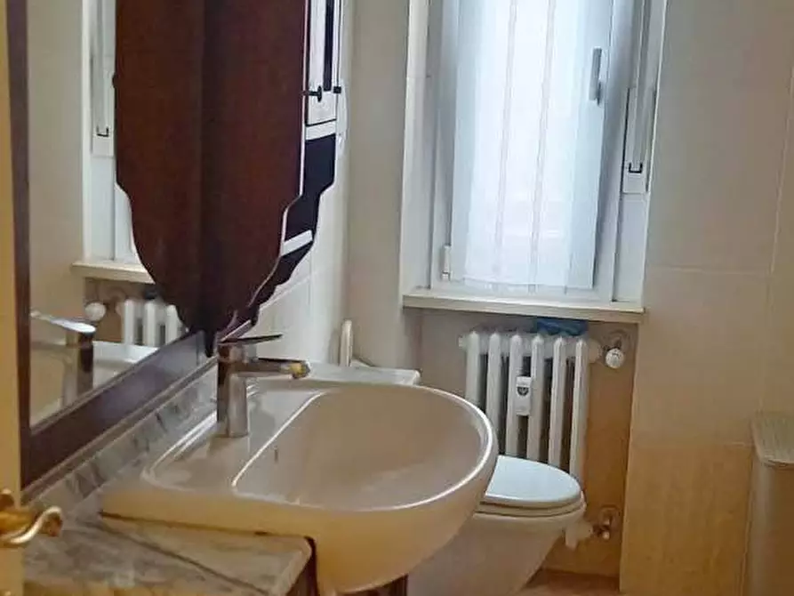 Immagine 9 di Appartamento in vendita  a Pesaro