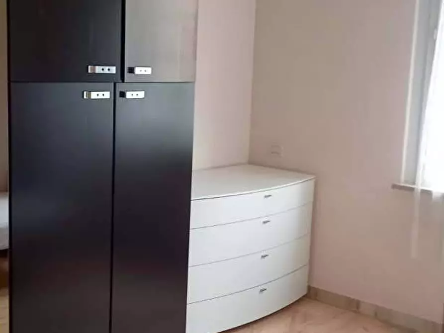 Immagine 12 di Appartamento in vendita  a Pesaro