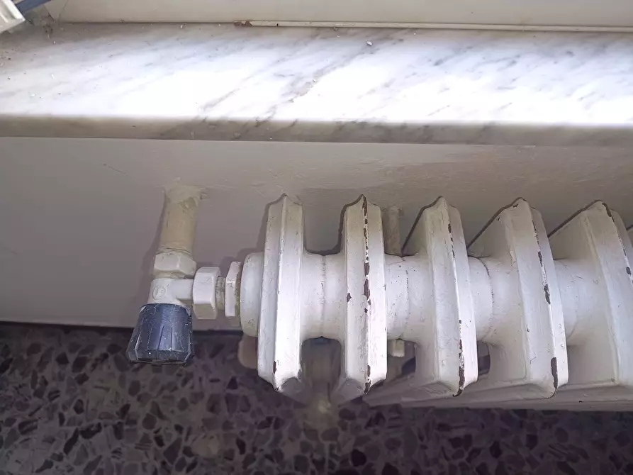 Immagine 25 di Appartamento in vendita  in Via Quintino Sella a Pesaro