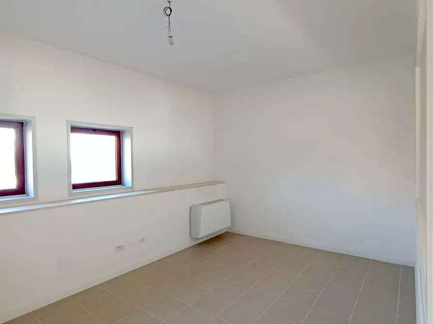 Immagine 4 di Ufficio in affitto  in Via Andrea Costa a Pesaro