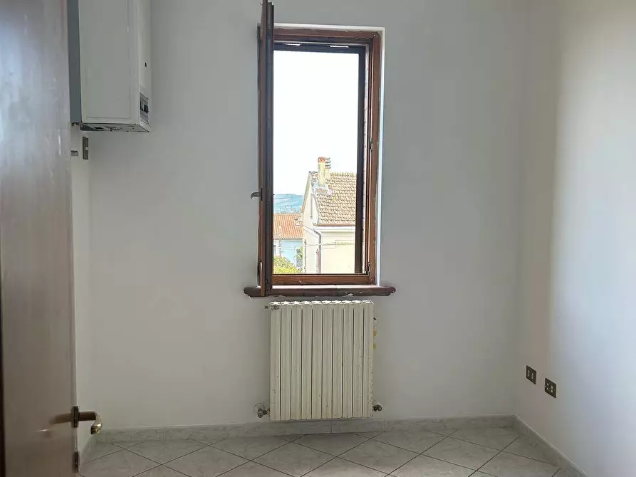 Immagine 6 di Appartamento in affitto  in via Betti a Terre Roveresche