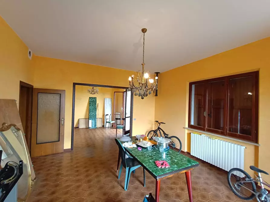 Immagine 5 di Villa in vendita  a Mombaroccio