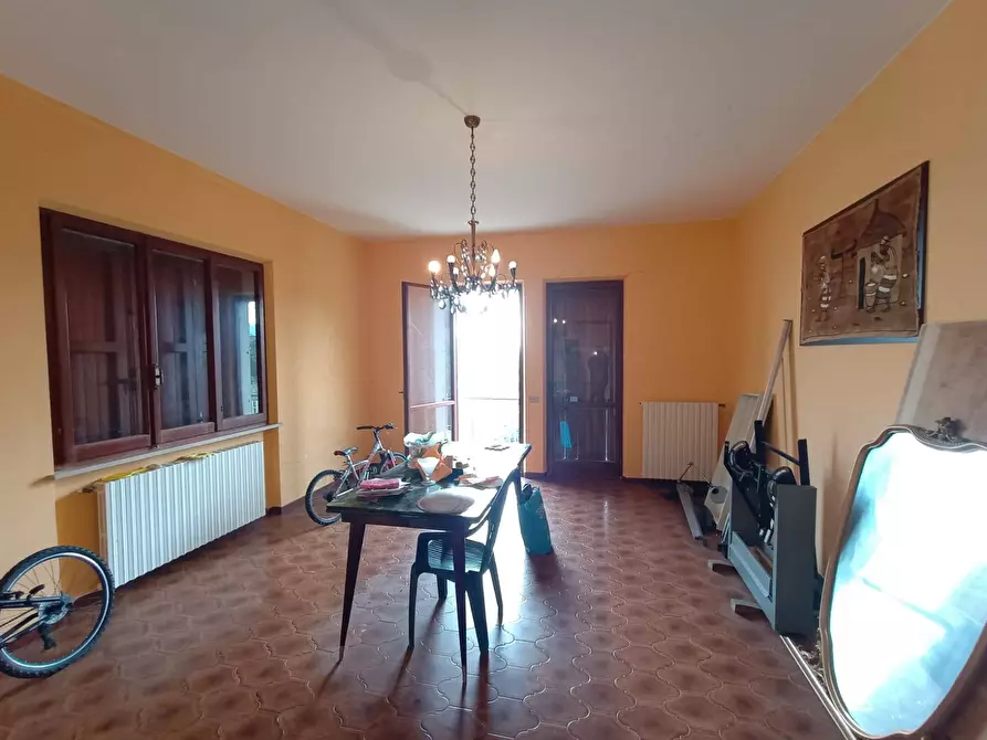 Immagine 6 di Villa in vendita  a Mombaroccio