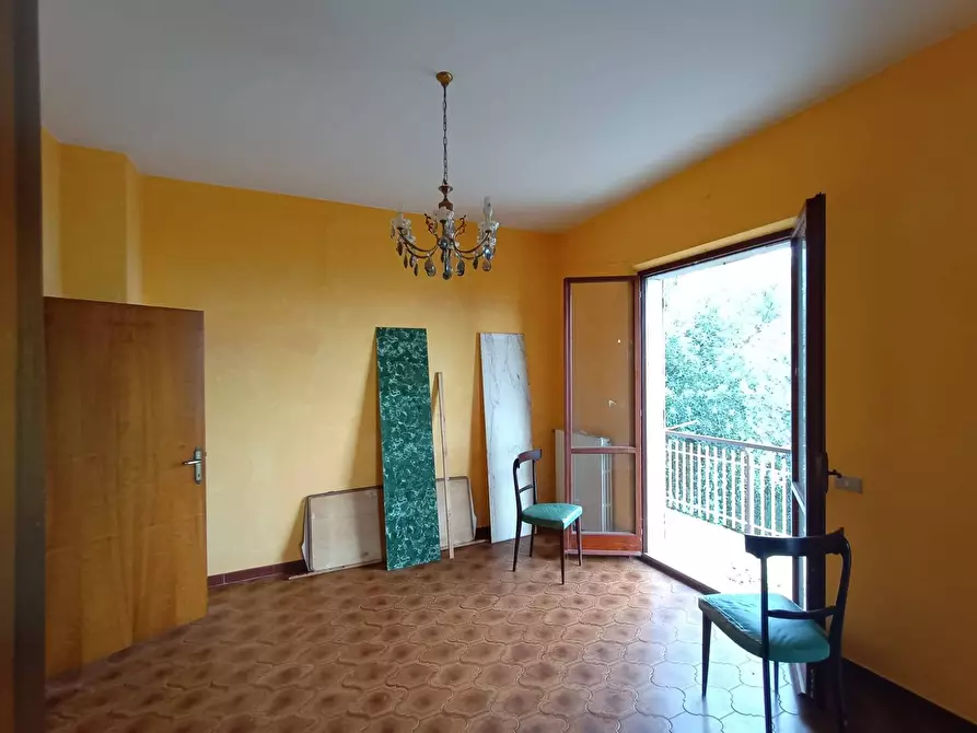 Immagine 7 di Villa in vendita  a Mombaroccio