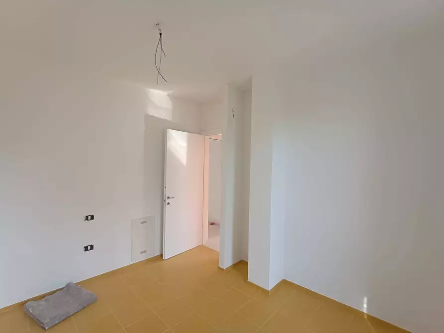Immagine 14 di Appartamento in vendita  in via Roma a Fermignano