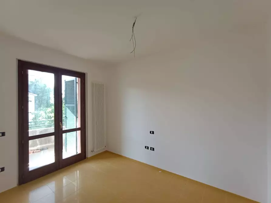 Immagine 15 di Appartamento in vendita  in via Roma a Fermignano