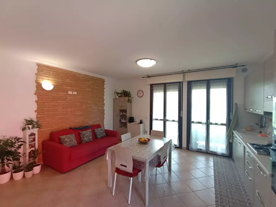 Immagine 4 di Appartamento in vendita  in XXVIII 8 a Fano