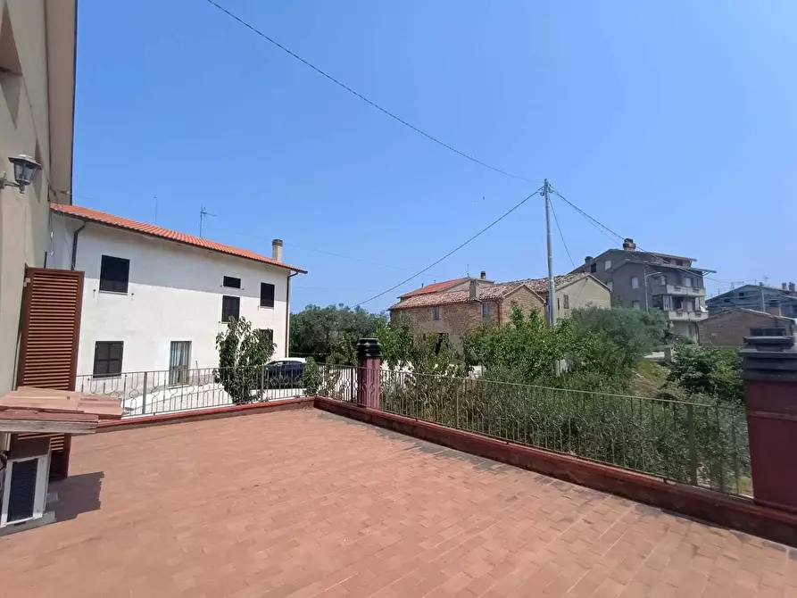 Immagine 36 di Casa indipendente in vendita  a Mombaroccio