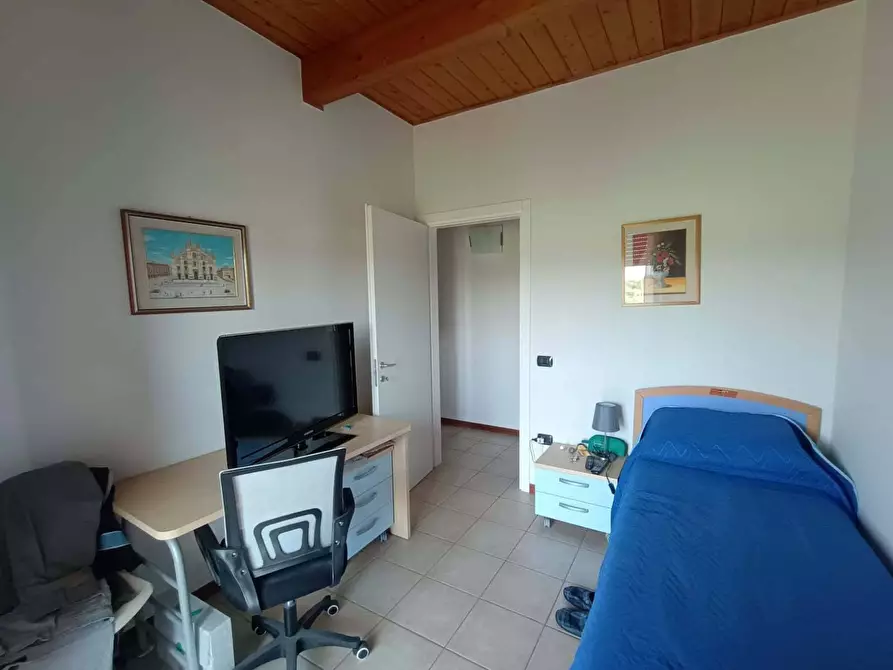 Immagine 13 di Appartamento in vendita  in XXVIII 10 a Fano