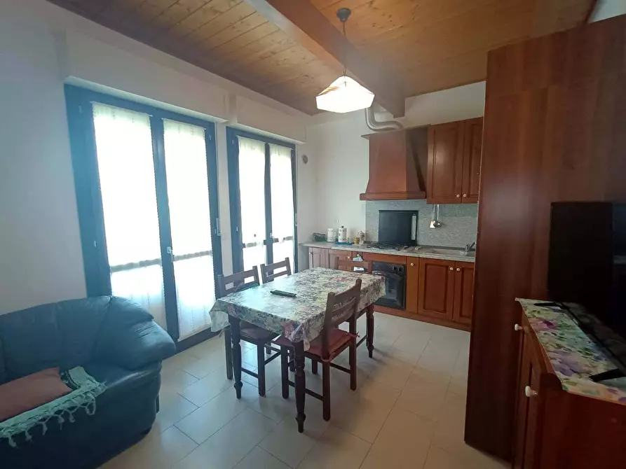 Immagine 8 di Appartamento in vendita  in XXVIII 12 a Fano