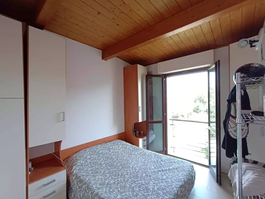 Immagine 13 di Appartamento in vendita  in XXVIII 12 a Fano