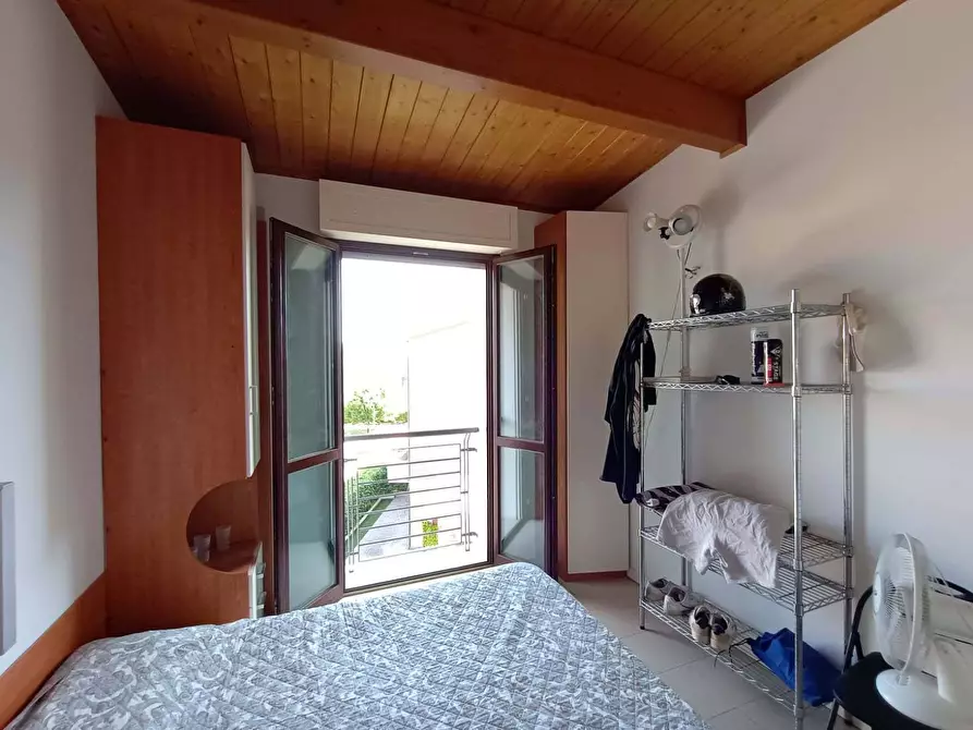 Immagine 14 di Appartamento in vendita  in XXVIII 12 a Fano