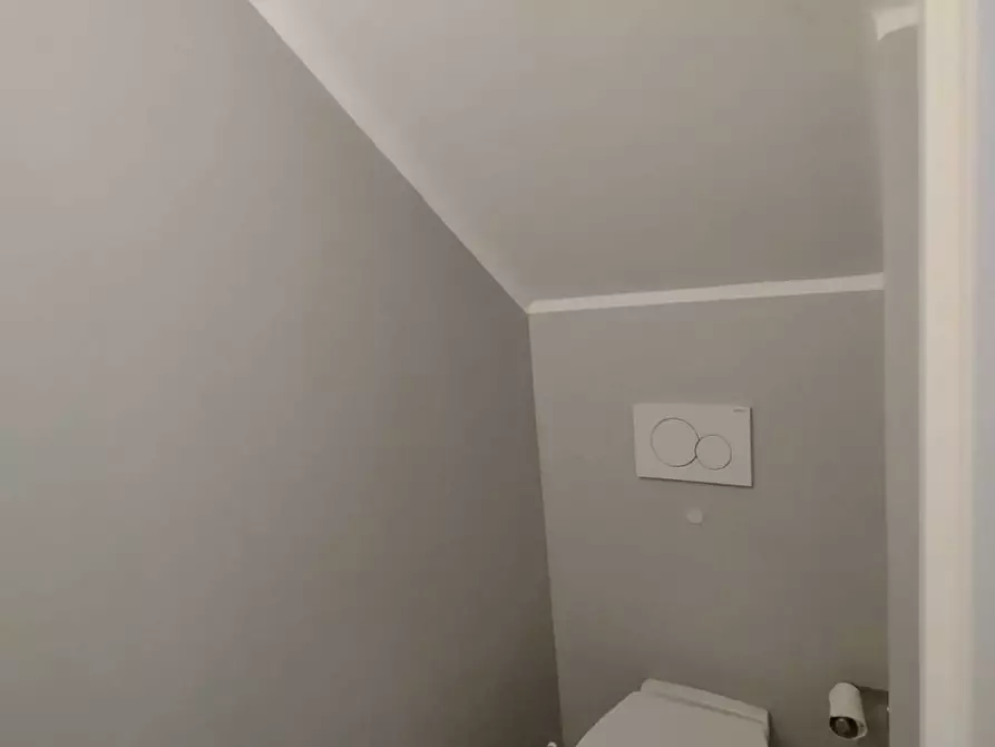 Immagine 12 di Agriturismo in affitto  in Via Cairoli a Fano