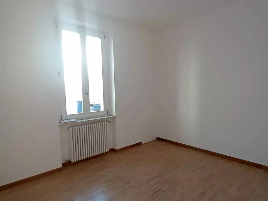 Immagine 14 di Appartamento in vendita  in via bixio a Pesaro